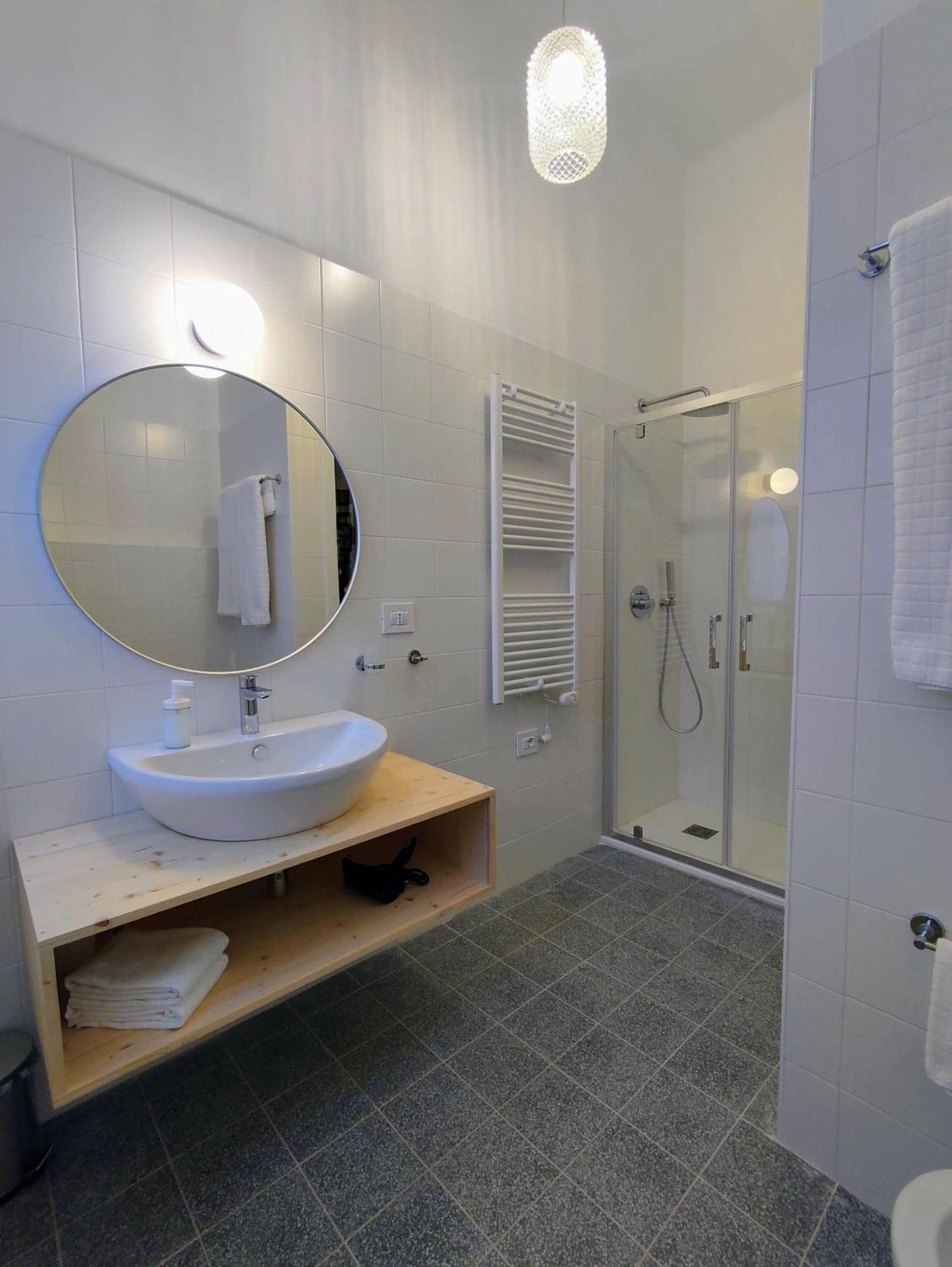 Lostabile Guesthouse & Coworking Bari Eksteriør billede