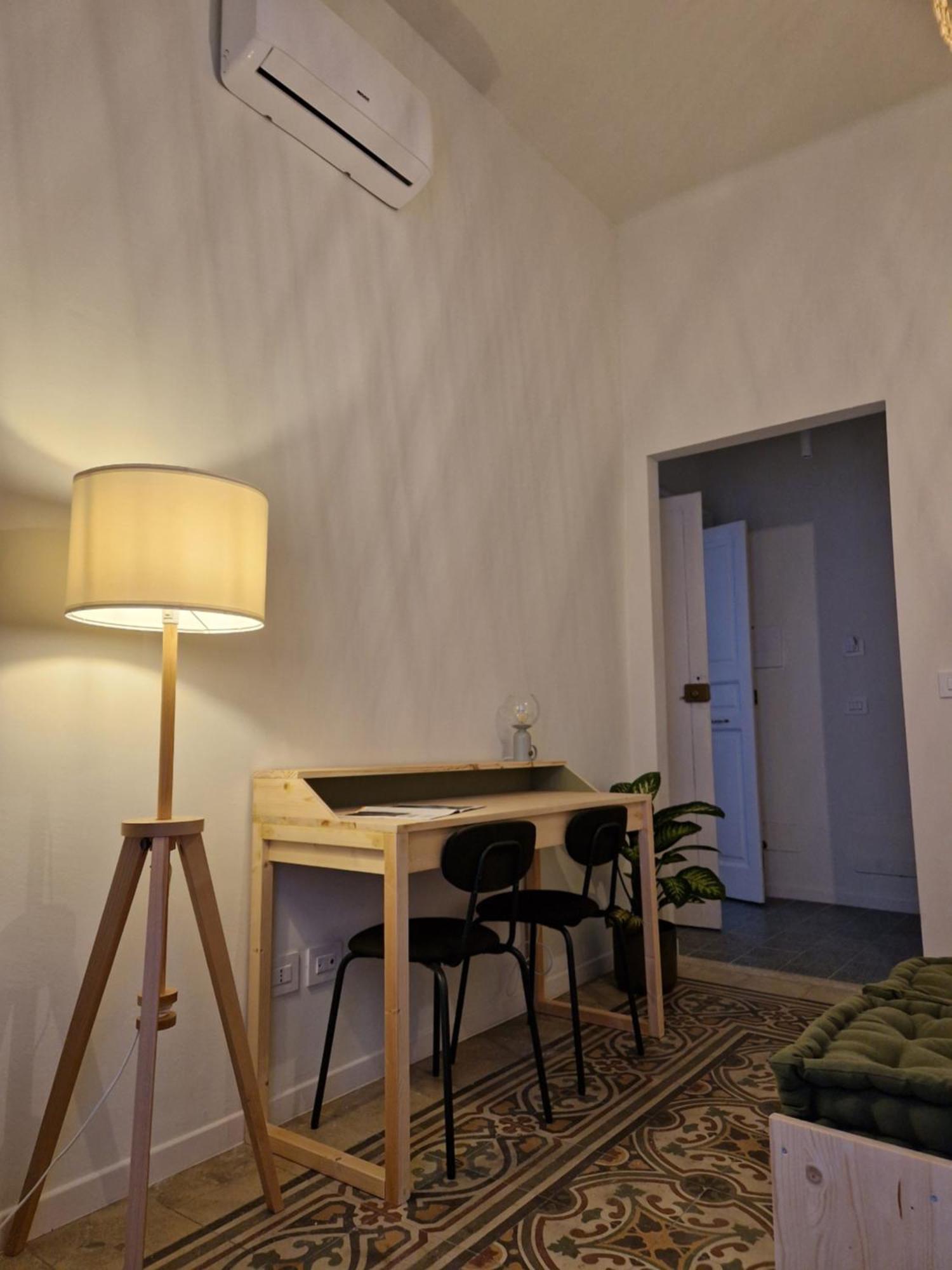 Lostabile Guesthouse & Coworking Bari Eksteriør billede