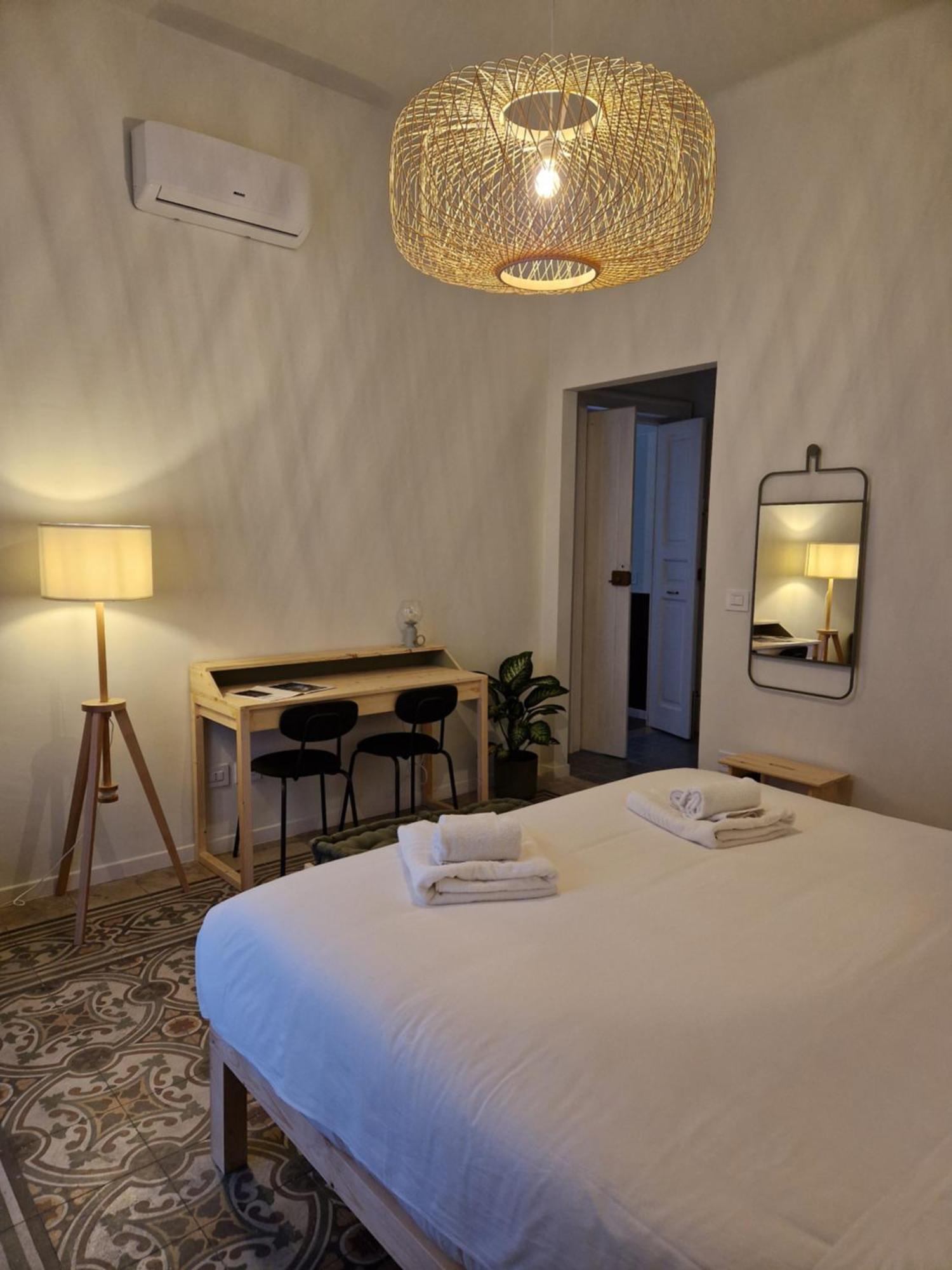 Lostabile Guesthouse & Coworking Bari Eksteriør billede