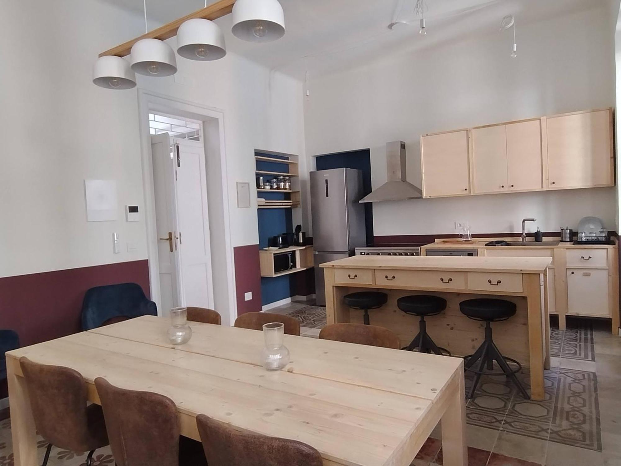 Lostabile Guesthouse & Coworking Bari Eksteriør billede